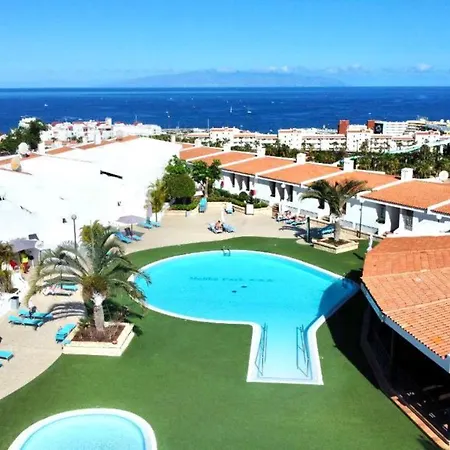 Apartamento Con Estupenda Piscina, Wifi, Tenerife Sur شقة *